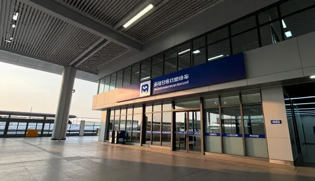 商务代理业务中的性能表现与适用条件解析